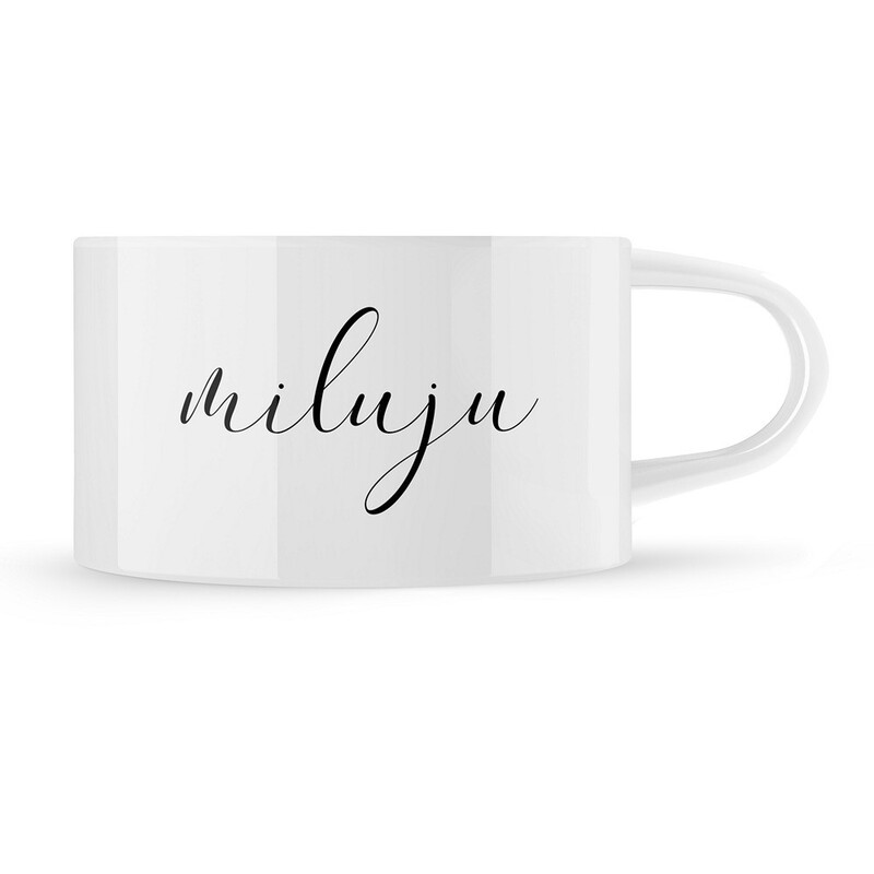 Hrnek makronka "miluju"